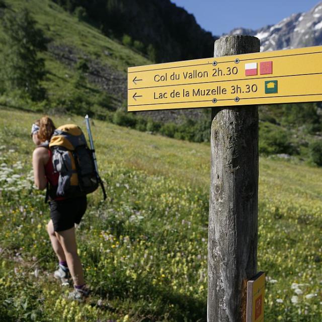 Grand tour des Écrins, sur le GR 54, Lauvitel  © Cyril Coursier - Parc national des Ecrins