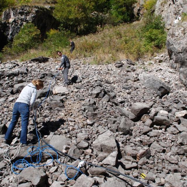 Installation capteurs et station suivi Lauvitel - oct 2016 - Parc national des Ecrins - © D.Dumas - Lyon 3