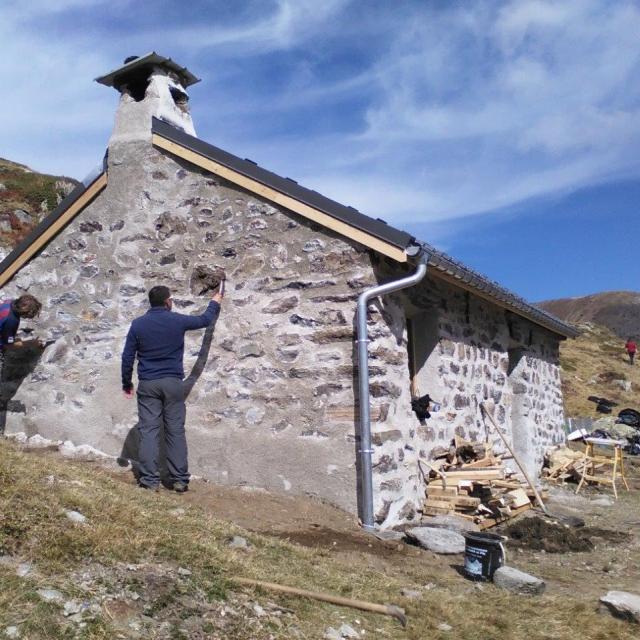chantier cabane de la Jasse - sept 2017 - © PH Peyret - Parc national des Écrins