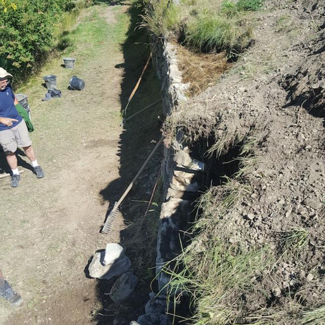 Chantier formation restauration muret Reallon - août 2018 - © S. Raymond - Parc national des Ecrins