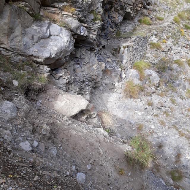 travaux évacuation passerelle vieille Selle © S.D'houwt - Parc national des Ecrins