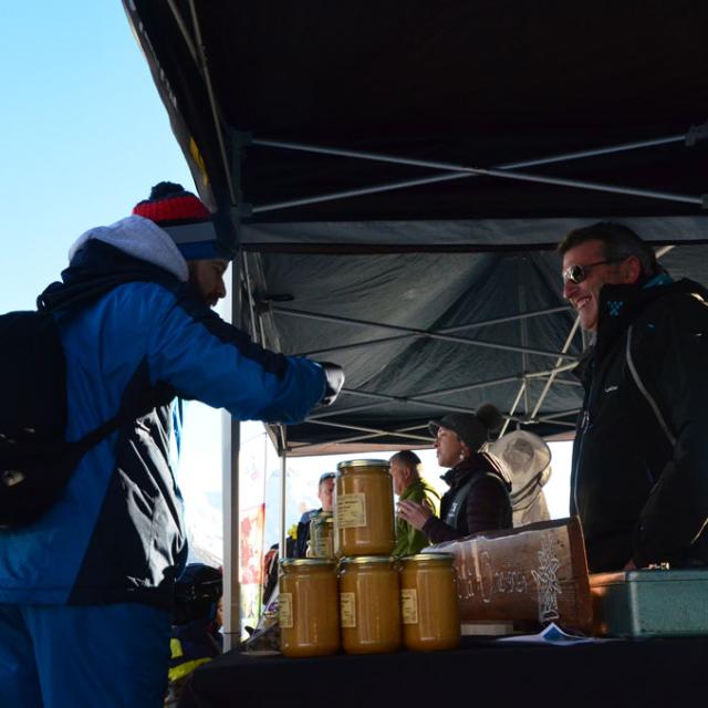 Animation Esprit parc national avec les producteurs champsaurins - 5 fev 2019 à Orcières-Merlette - © M.Digier - Parc national des Écrins