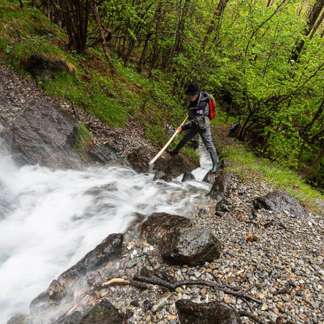 Corvée du canal  Béal de Pelvoux -  Ecrins de nature 2019 en Vallouise - © Thierry Maillet -Parc national des Ecrins