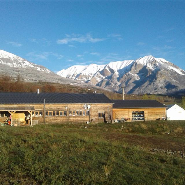 site ressourcerie avant l'installation - energie collective à Embrun