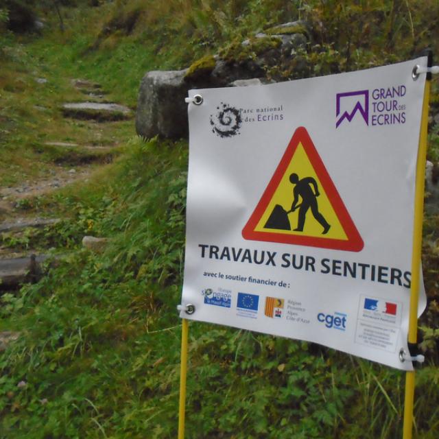 Signalétique provisoire fermeture sentier 