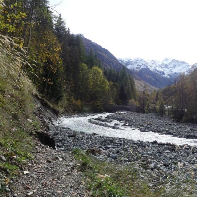 Disparition du sentier rive droite du torrent de Navette © C. Campon