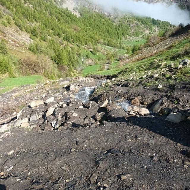 Dégâts sur la piste du saut du Laire © E. Evin