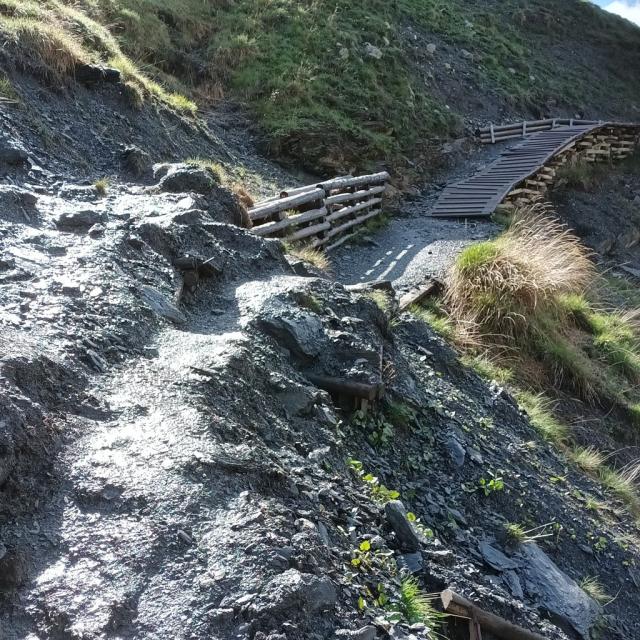 Dégâts sur la piste du saut du Laire © E. Evin