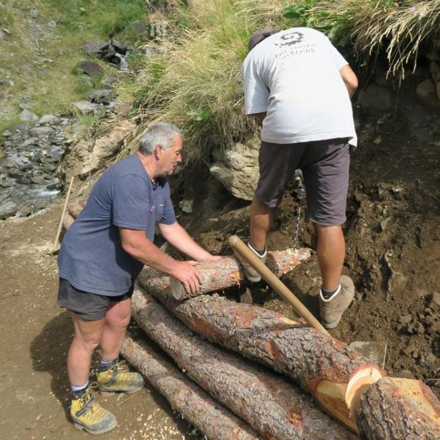 Chantier en cours sur le GR54B © Isabelle Miard - PNE
