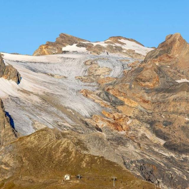 GLACIER SEGURET FORAN THIERRY MAILLET RED GLACIER SEGURET FORAN THIERRY MAILLET RED