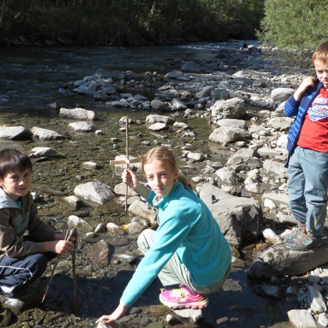 ecole Freissinières - sept 2015 - atour de l'eau avec le Parc national des Ecrins