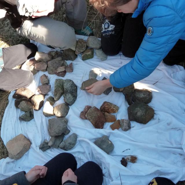 projet pédagogique école des Vigneaux - Découverte des roches, avec le parc national des Ecrins - 2015-2016