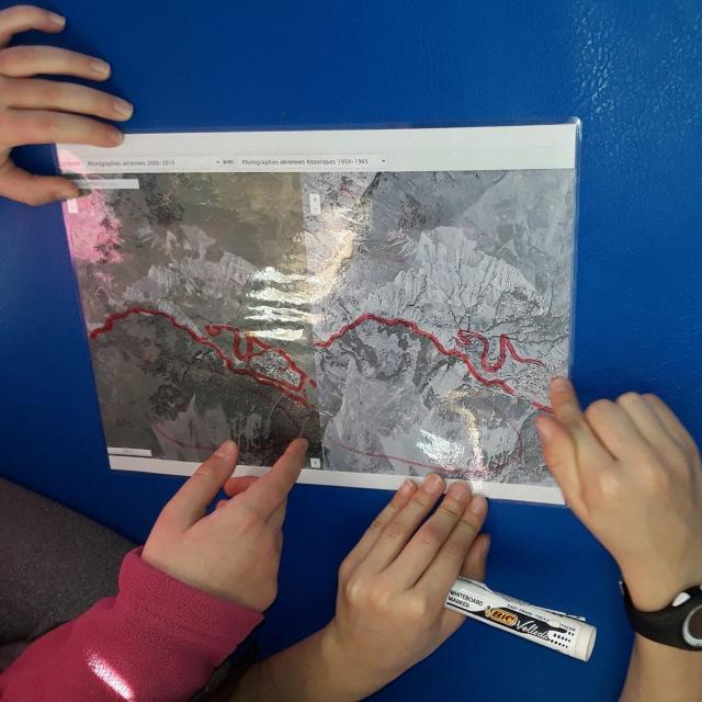Atelier cartographie à l'école de la Meije